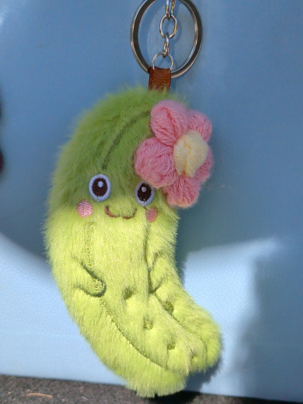 🩷 Cute Green Plush Pickle Keychain with Pink Flower - Kids Accessories